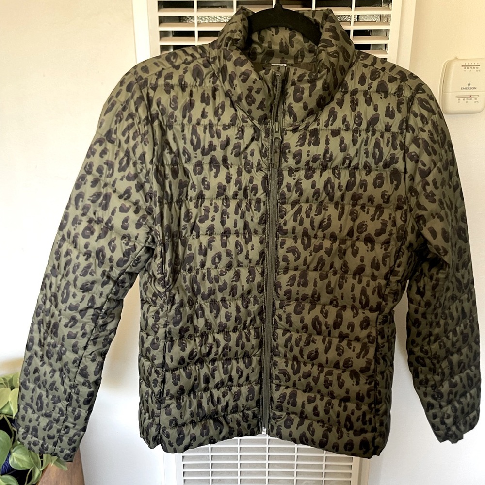 Old Navy Leopard Print Puffy Jacket. Size Small - image 1